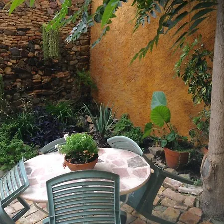 Cal Joanet, Acollidora Caseta A